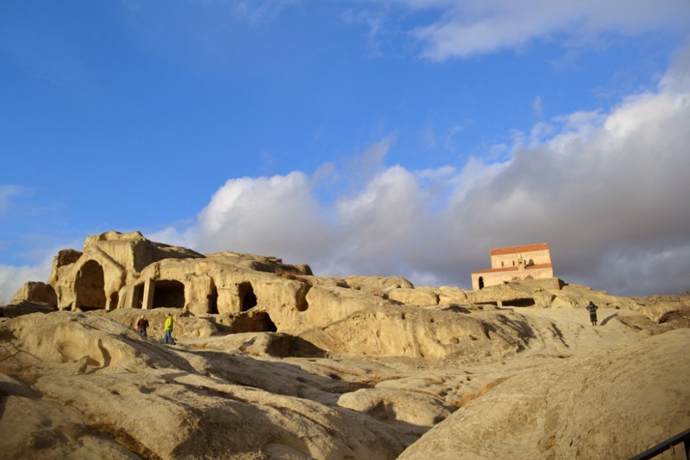 Уплисцихе (Божья Крепость) — древний пещерный город