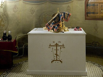 Божественная литургия в Сретенском монастыре в Неделю 2-ю по Пятидесятнице, Всех святых в земле Российской просиявших 