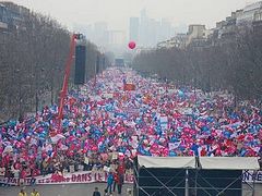 1.4 million French march against gay ‘marriage’