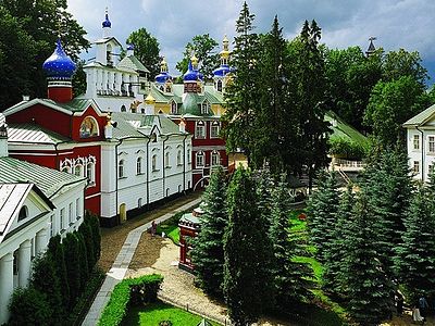 Гид: Псково-Печерский монастырь