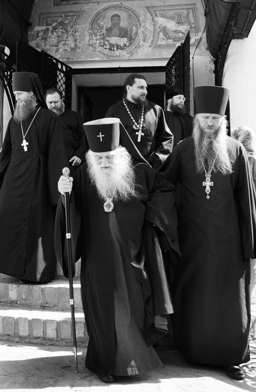 Архиепископ Михей и архимандрит Евстафий (Евдокимов), ныне архиепископ Читинский и Краснокаменский