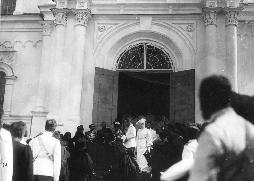 The Royal Couple and Dowager Empress Maria Feodorovna leaving the Holy Trinity Cathedral of Diveyevo Convent, accompanied by Abbess Maria Ushakova.