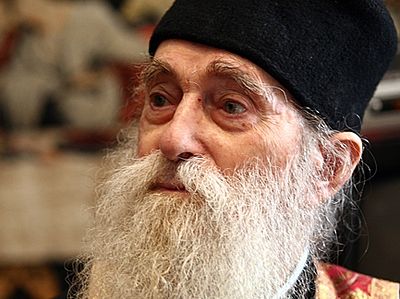 «Смерть приходит не для того, чтобы ей приготовили кофе»
