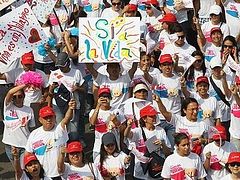 250,000 people take part in rally against abortions in the capital of Peru