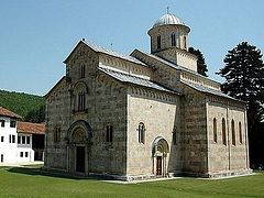  Famous Serbian monastery receiving threats
