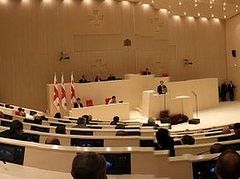 Закон, защищающий права сексменьшинств, принят парламентом Грузии во втором слушании