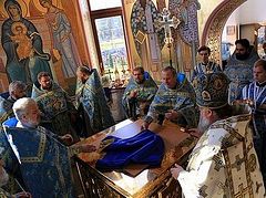 A church is consecrated in Gorlovka to the sound of explosions