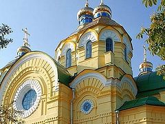Schismatics seize three more churches in the Ukraine