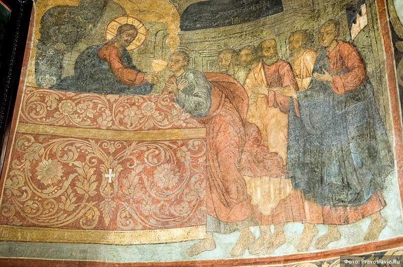 Frescoes in the Altar