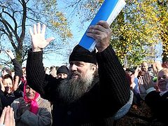In Cherkassy region of the Ukraine parishioners prevented seizure of a church