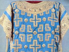 On the Sakkos and the Mitre