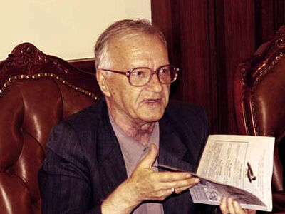 "В смутное время нужно делать ставку на идею"