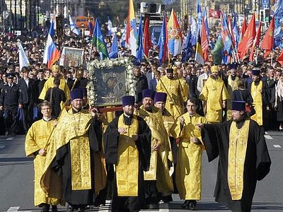 В Санкт-Петербурге прошел 100-тысячный крестный ход в честь Александра Невского