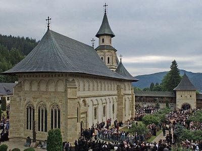 Монастырь Путна — древний монашеский очаг