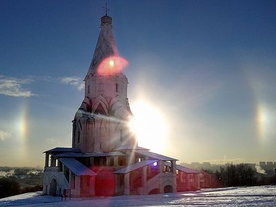 «А у нее папа священник»