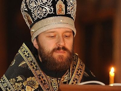 DECR chairman Metropolitan Hilarion of Volokolamsk greets participants and guests of the 4th Forum of All-Russian Programme ‘The Sanctity of Motherhood’