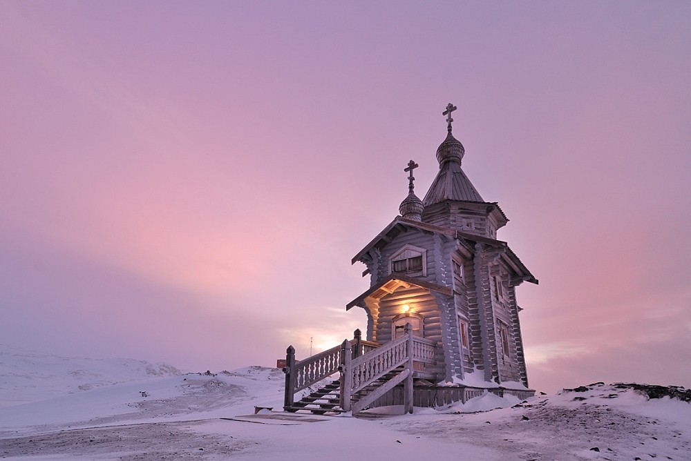Ιερός Ναός Αγίας Τριάδος στην Ανταρκτική