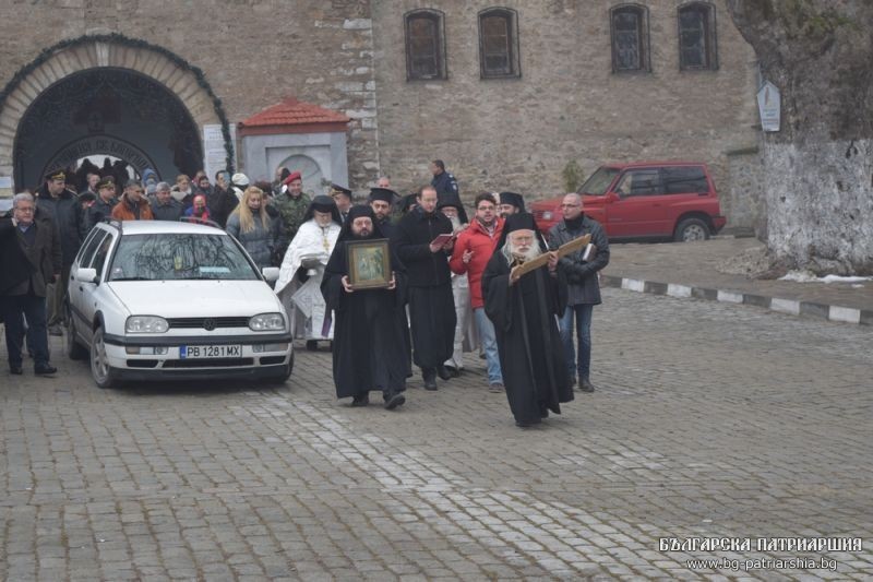 The Blessing of the Waters in Bulgaria: the procession is leaving Backovo Monastery.
