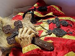 PHOTOS: Personal Testimony to Archbishop Dimitri's Incorrupt Relics
