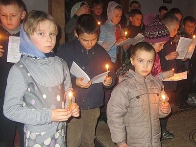 Волынь: каждый день приходят в храм на молитву дети в селе Залесцы