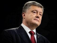 Poroshenko calls for continuing de-communization in Ukraine