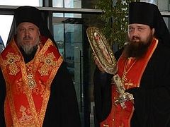 Relics of St Pantaleon arrive in Belarus