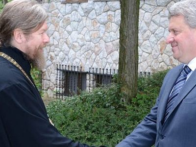 Bishop Tikhon (Shevkunov) meets with President of Macedonia