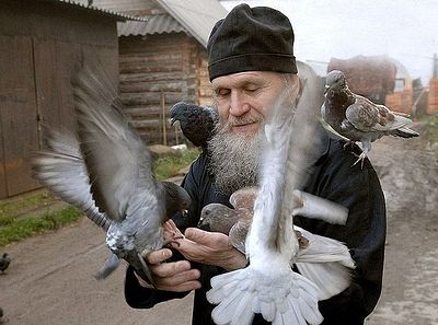 Почему мы не можем быть счастливыми: о нарушении главных заповедей блаженства