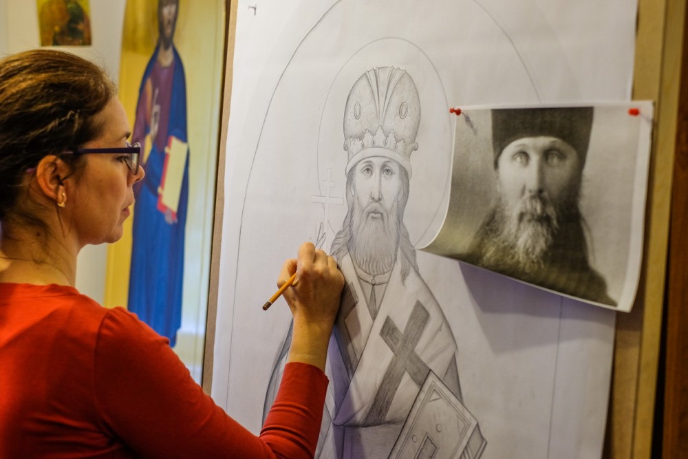 Работа над иконой священномученика Илариона Верейского