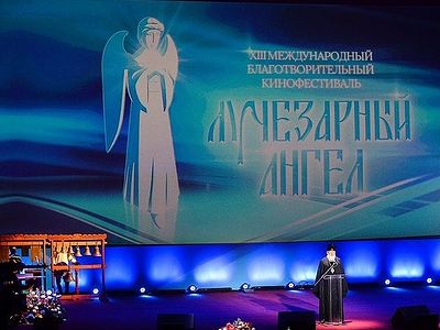 «Наша задача — выловить в мутной воде золотые песчинки»