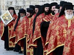 Which professions incompatible with priesthood? Russian Church to discuss