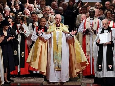 Церковь Англии отказалась признавать однополые браки