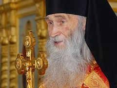 Elder Iliy (Nozdrin), confessor to Patriarch Kirill, awarded Church order