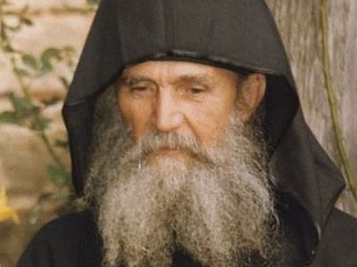 Старец Ефрем Филофейский: «Буря должна пройти, чтобы на небе появились ...