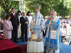 Serbian patriarch calls on faithful not to leave Kosovo at Vidovdan Liturgy (+ VIDEO)
