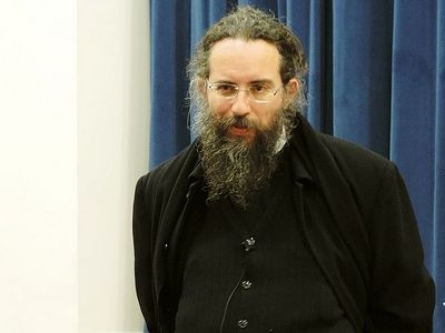 Religious Harbingers of Greek De-Hellenization