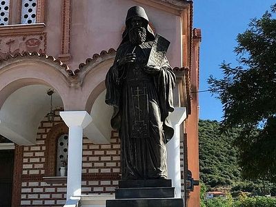В Греции освящен памятник преподобному Силуану Афонскому