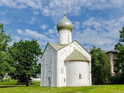 Росимущество передало Русской Церкви новгородский храм XV века