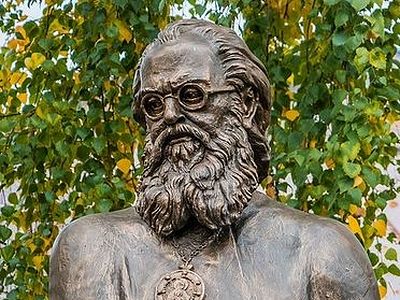 В Тамбове установлен памятник святителю Луке (Войно-Ясенецкому)