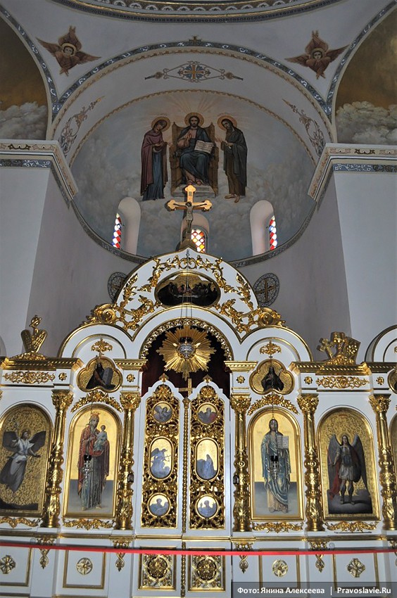 Иконостас Спасо-Вознесенского собора Елеонского монастыря