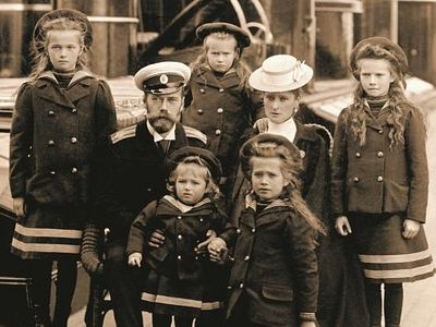 В Москве обновили билборды с цитатами из переписки царской семьи