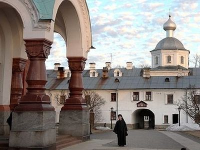 Правила поведения в монастыре