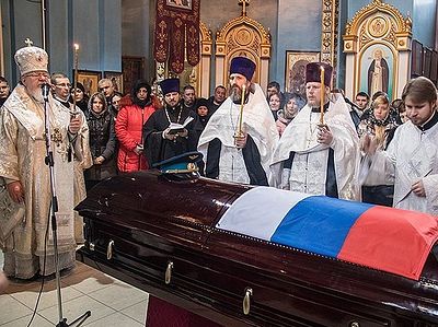 Митрополит Вороњешки Сергије служио опело погинулом пилоту Роману Филипову