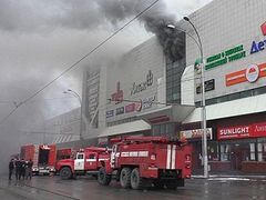 Thousands calling for chapel to be built on site of shopping center fire in Kemerovo