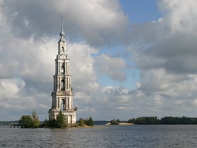 Китеж-град в XXI веке: как «восстают из-под воды» затопленные обители