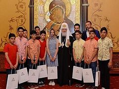 Patriarch Kirill meets with children of fallen Syrian soldiers (+ VIDEO)