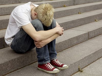 Мы кормим наших детей не нежностью и любовью, а скорбью и ссорами