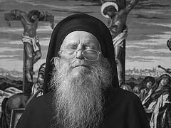 Archim. Mina (Dobzeu), confessor of communist Romania, reposes in the Lord at 96