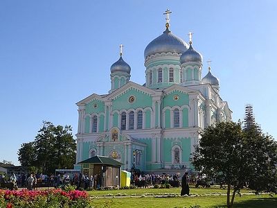 В Серафимо-Дивеевском монастыре состоялись торжества по случаю 115-летия прославления прп. Серафима Саровского