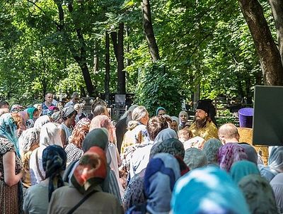В Москве молитвенно почтили память протоиерея Валентина Амфитеатрова